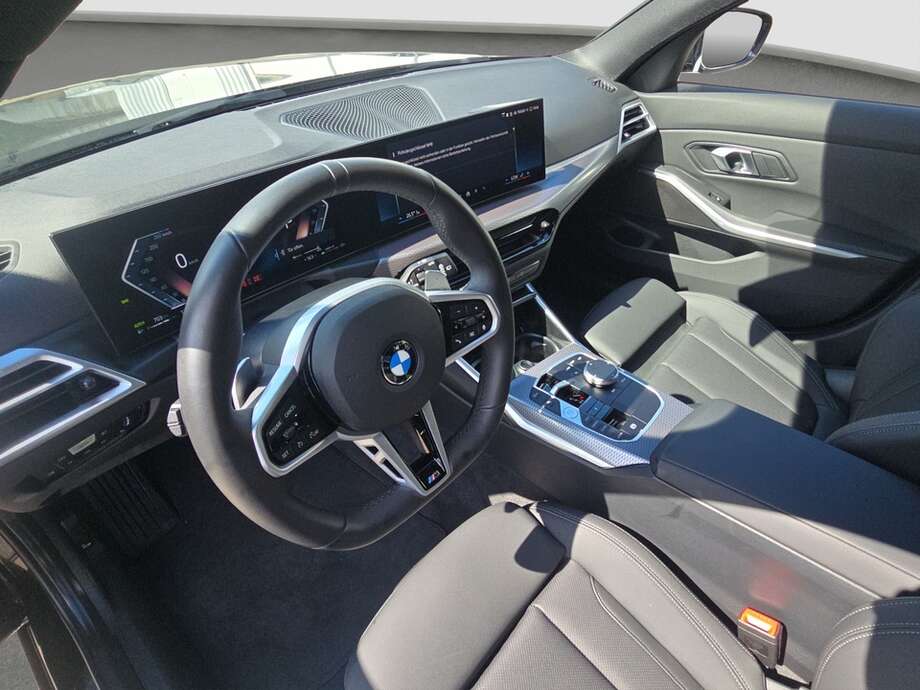 BMW 320 (Bild 11/19)