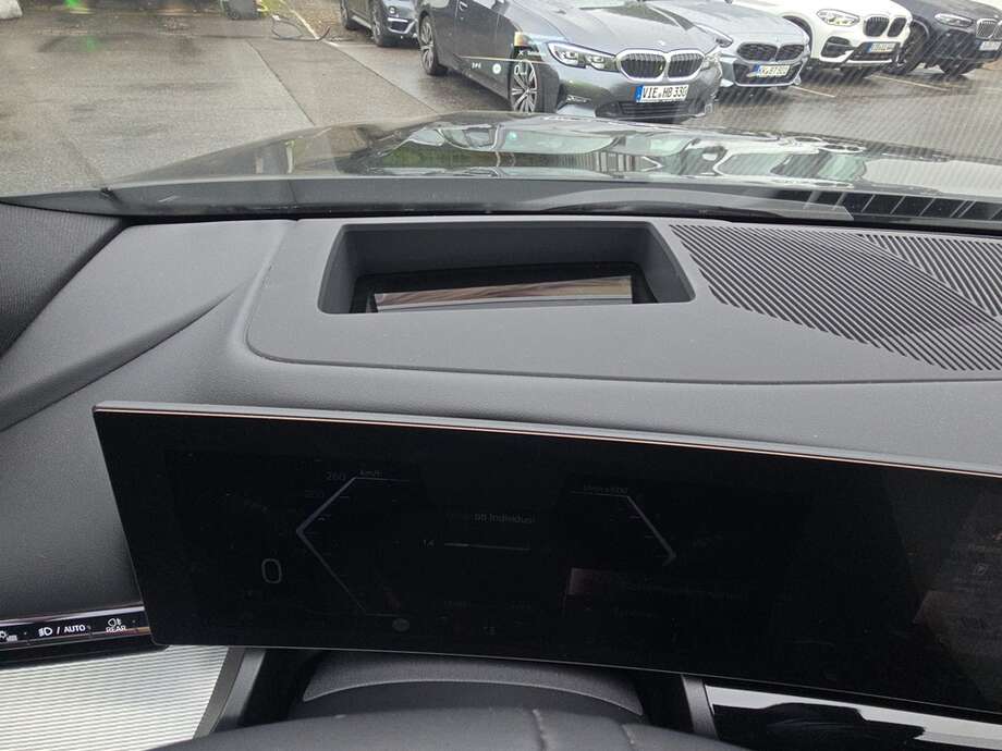 BMW 520 (Bild 18/19)