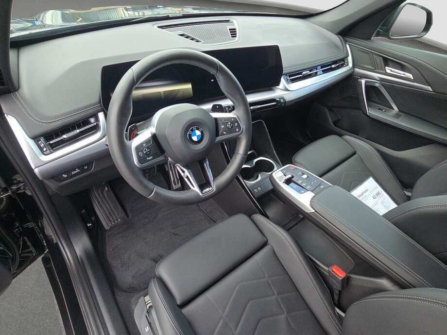 BMW X1 (Bild 10/18)