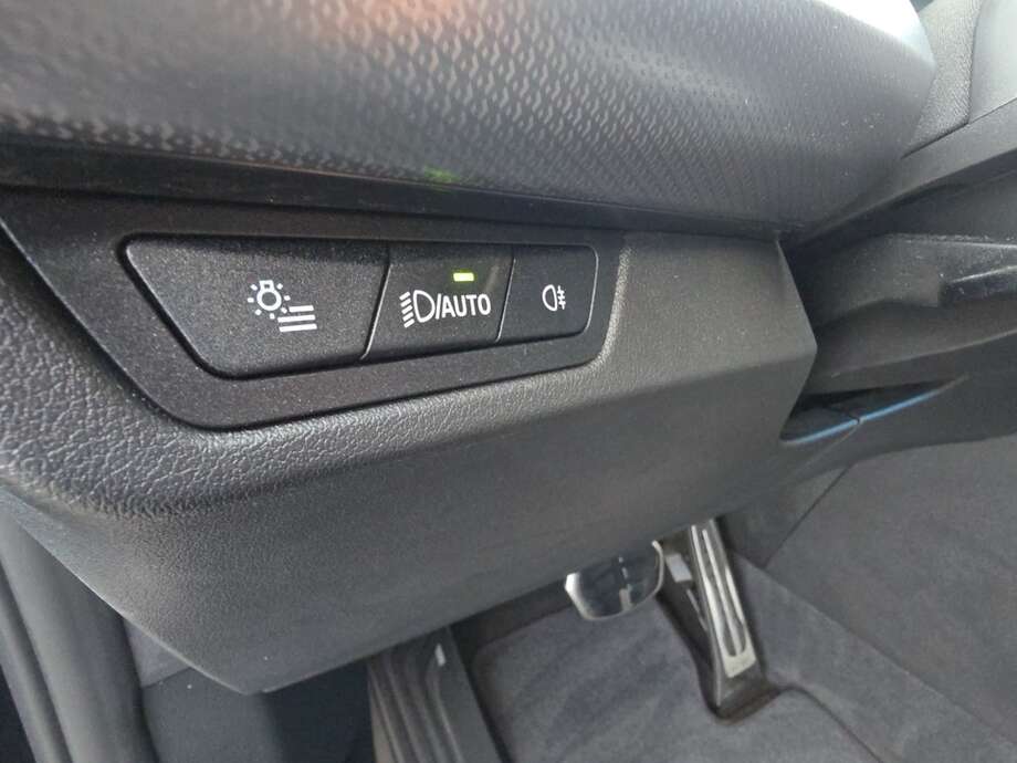 BMW X1 (Bild 17/18)