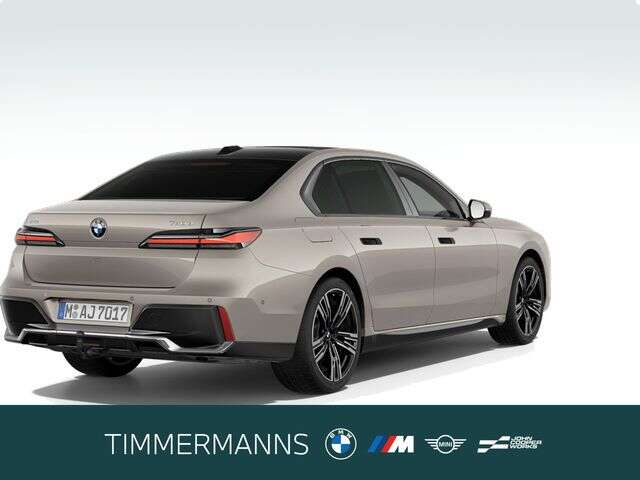 BMW 740 (Bild 2/5)