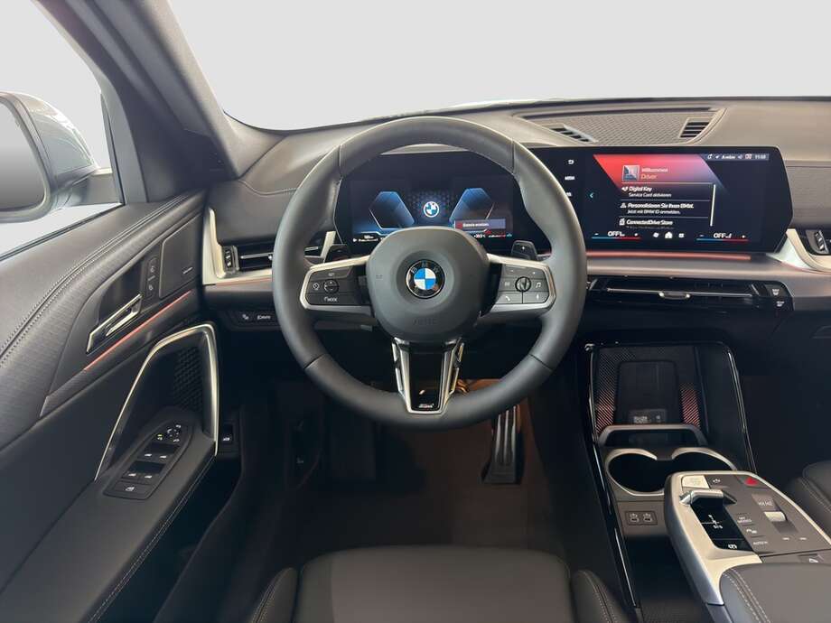BMW X2 (Bild 13/15)