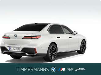 BMW 740 (Bild 2/5)