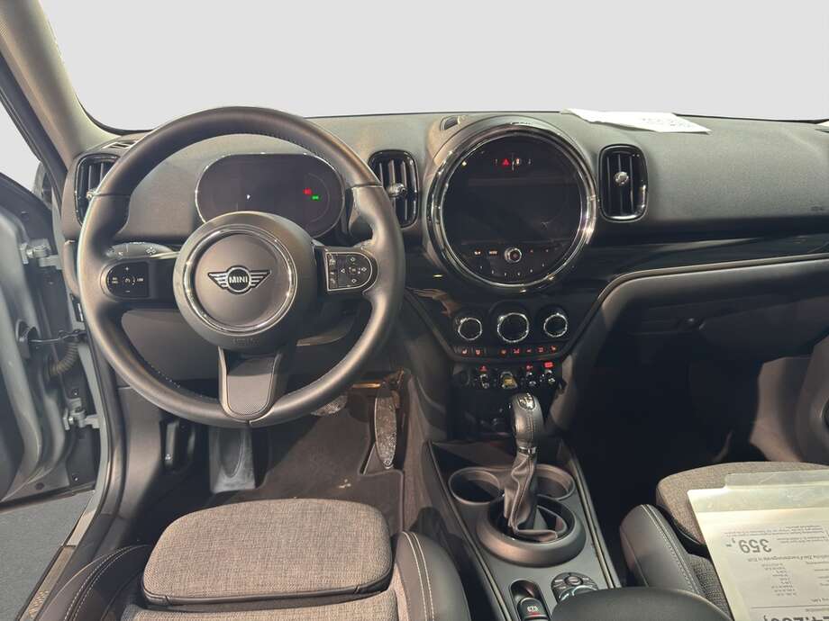 MINI Cooper SE Countryman (Bild 12/14)