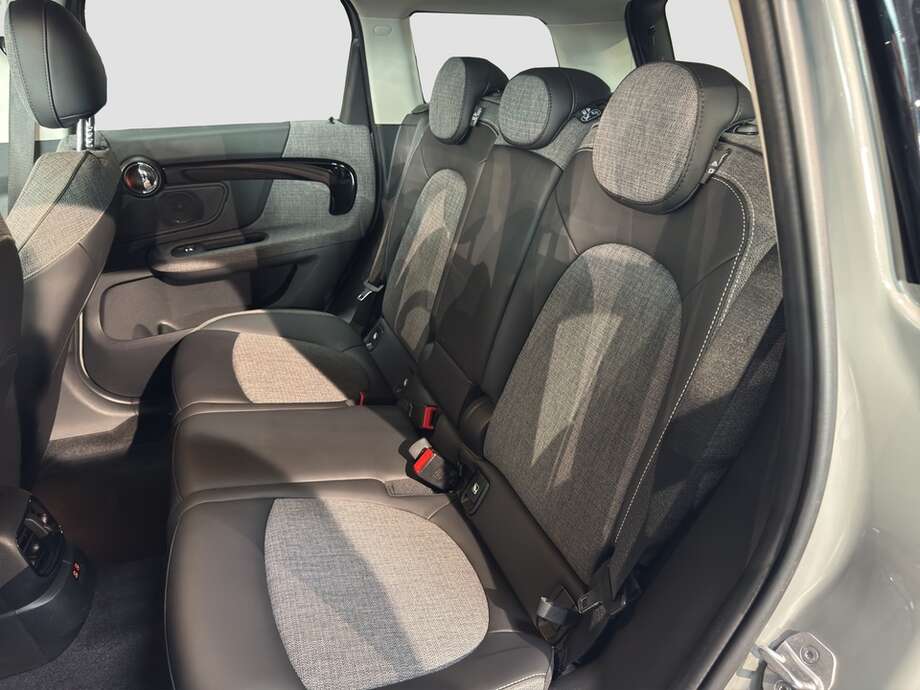 MINI Cooper SE Countryman (Bild 13/14)