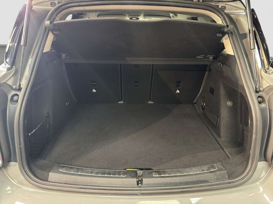 MINI Cooper SE Countryman (Bild 14/14)