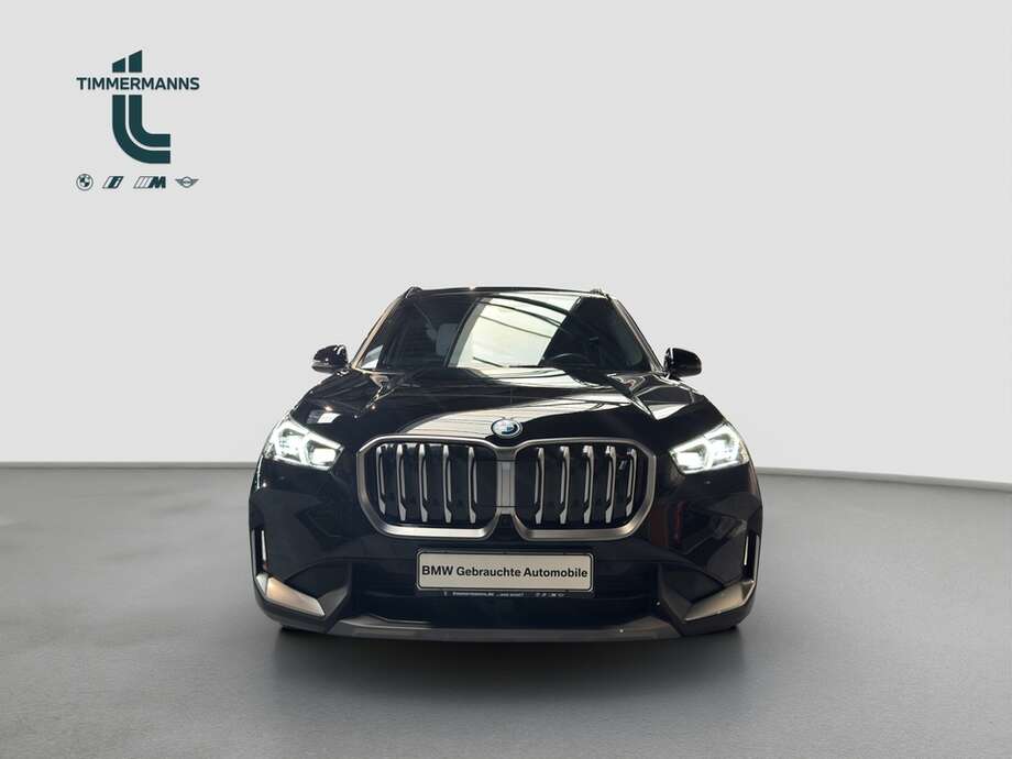 BMW iX1 (Bild 9/16)