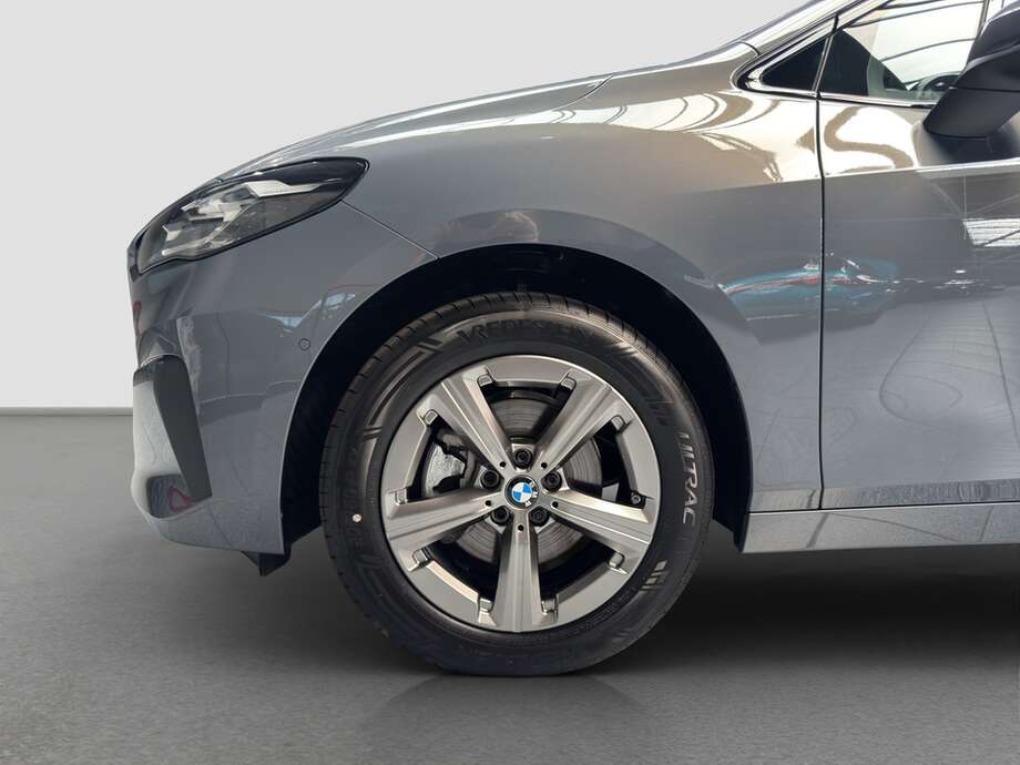 BMW 220 Active Tourer (Bild 9/15)