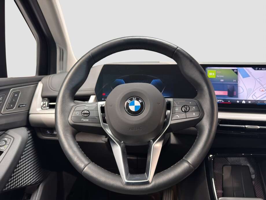 BMW 220 Active Tourer (Bild 12/15)