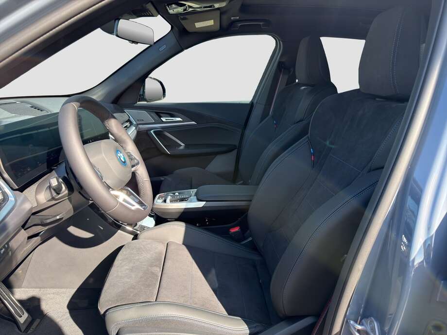 BMW X1 (Bild 10/18)