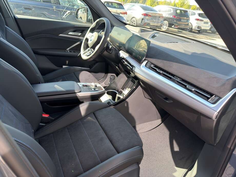 BMW X1 (Bild 16/18)