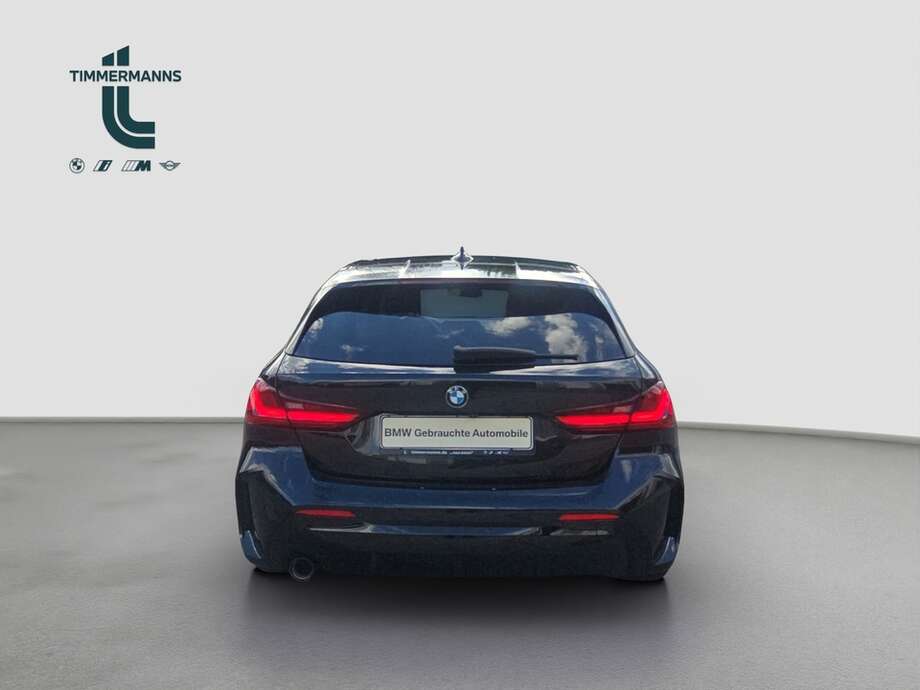 BMW 118 (Bild 4/18)