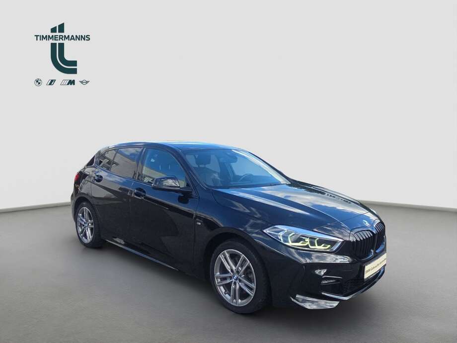 BMW 118 (Bild 7/18)