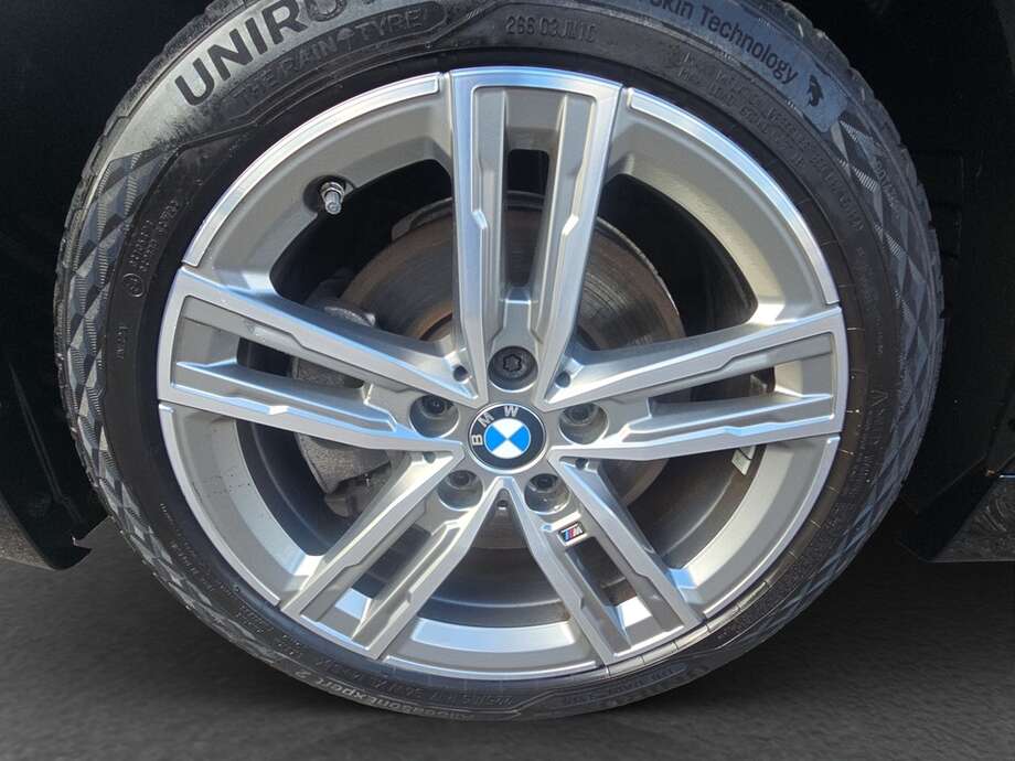 BMW 118 (Bild 9/18)