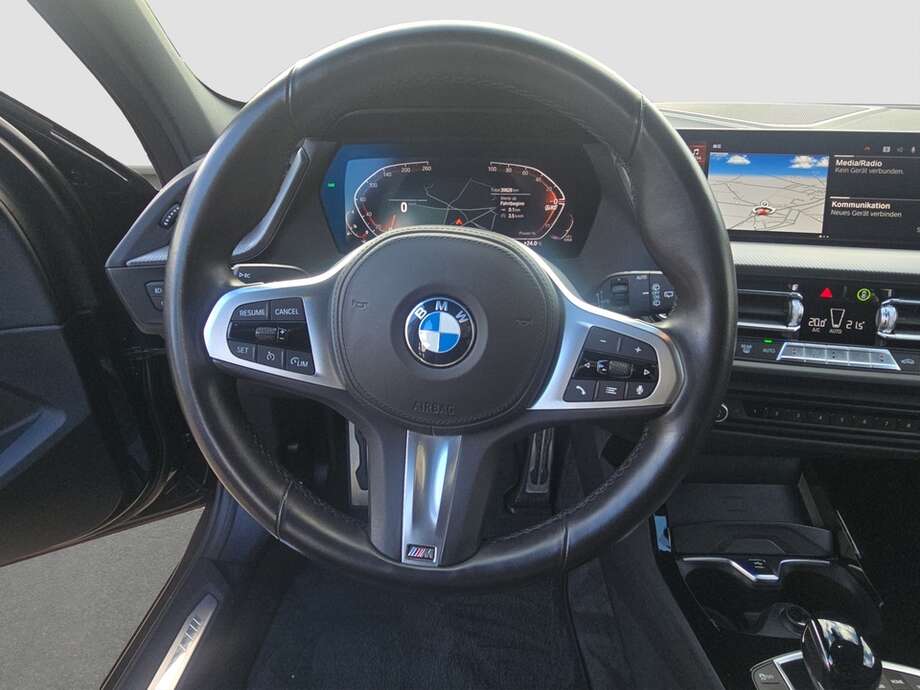 BMW 118 (Bild 12/18)
