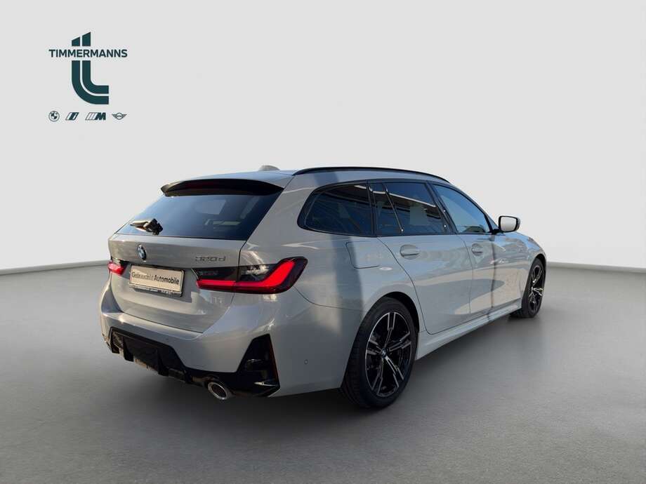 BMW 320 (Bild 5/14)