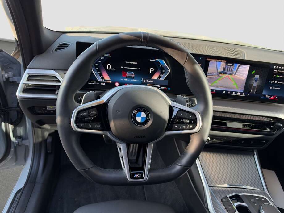 BMW 320 (Bild 11/14)