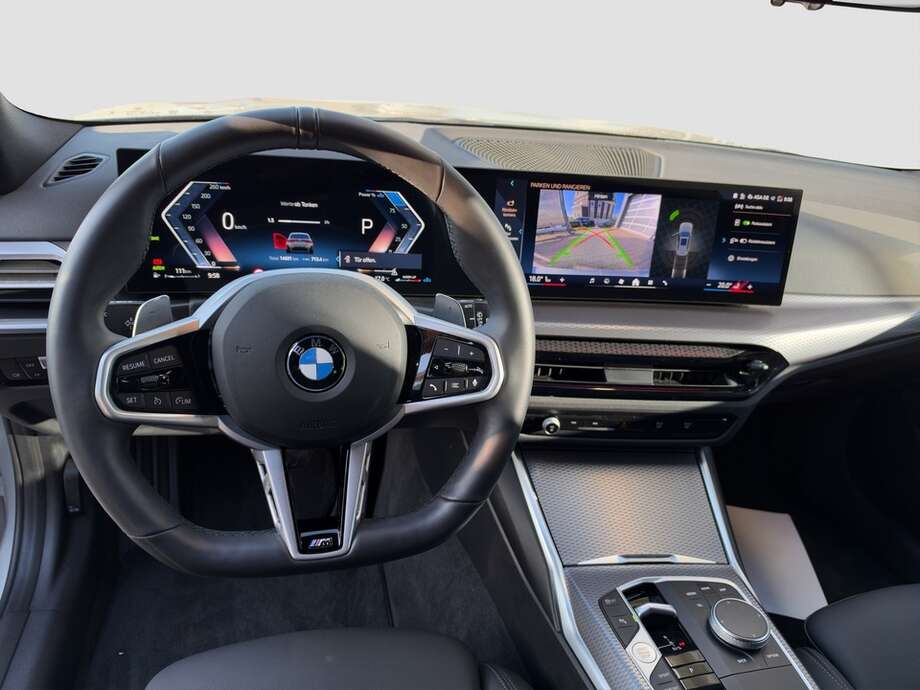 BMW 320 (Bild 12/14)