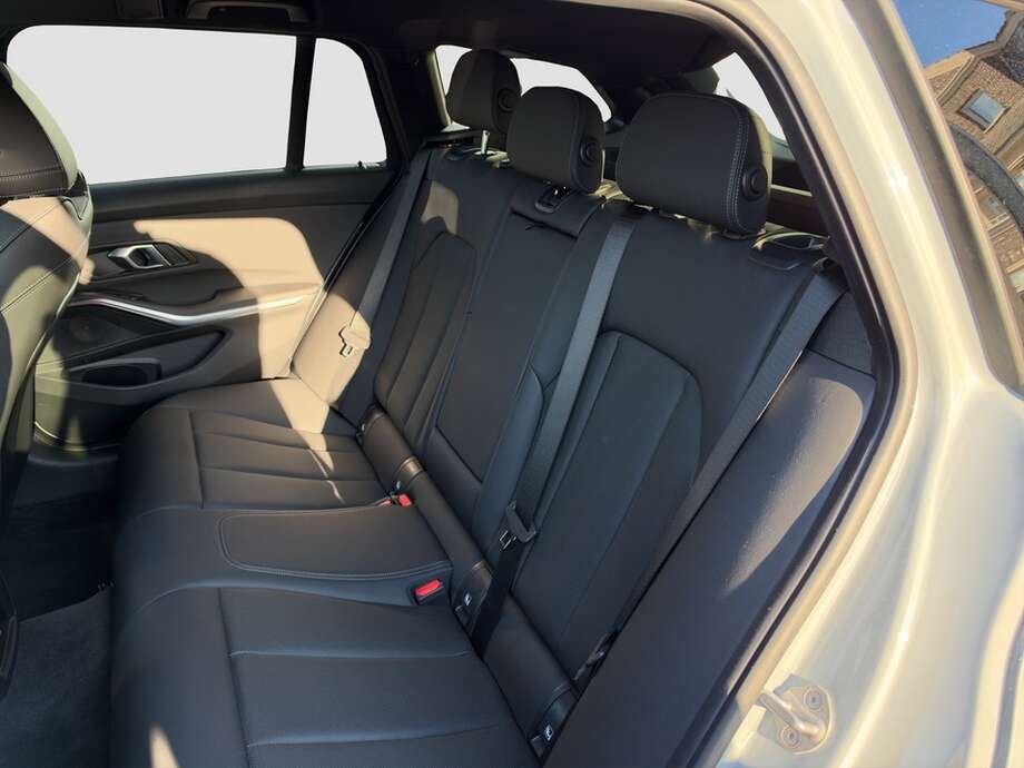 BMW 320 (Bild 13/14)