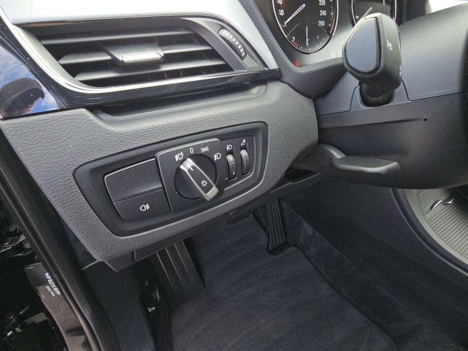 BMW X1 (Bild 17/18)