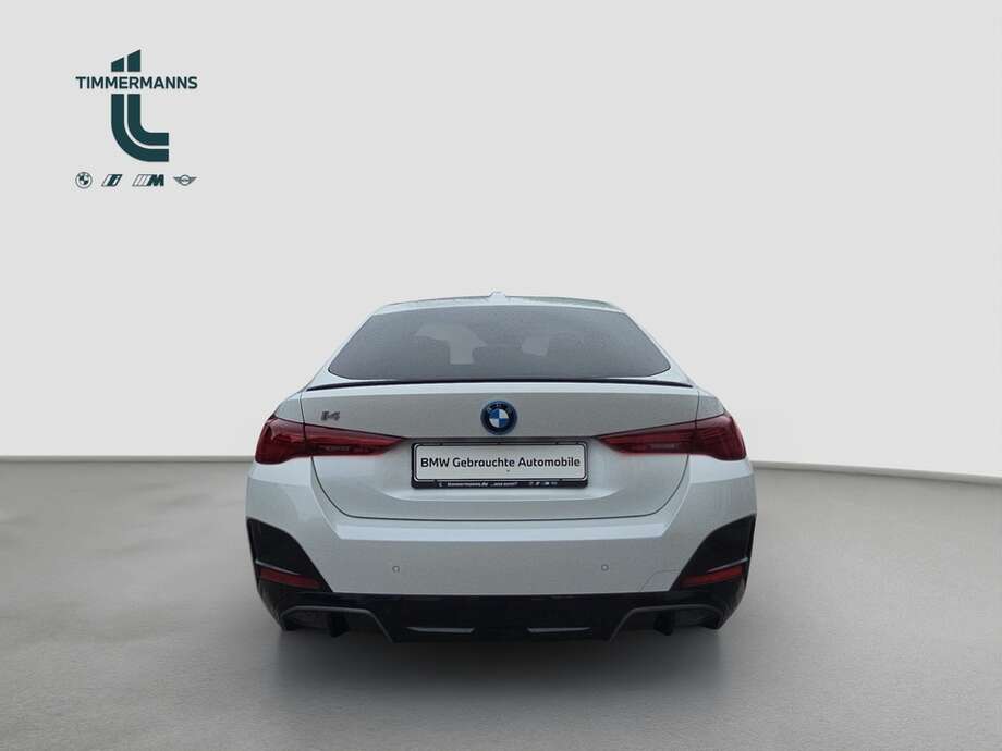 BMW i4 (Bild 4/19)