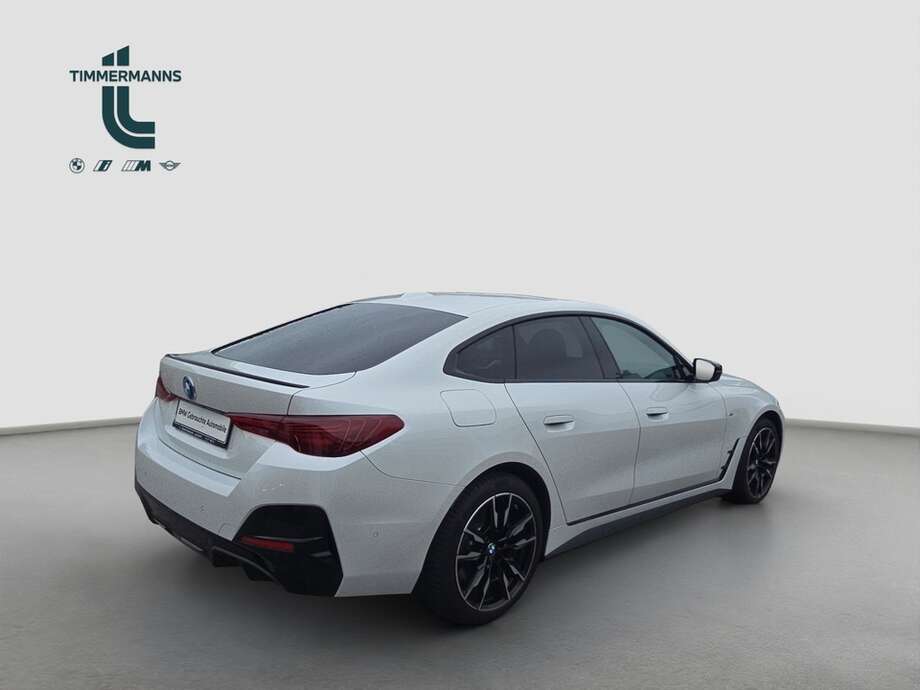 BMW i4 (Bild 5/19)