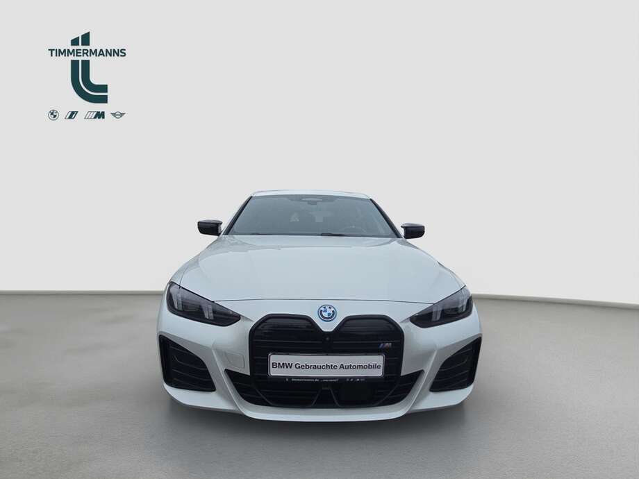 BMW i4 (Bild 8/19)