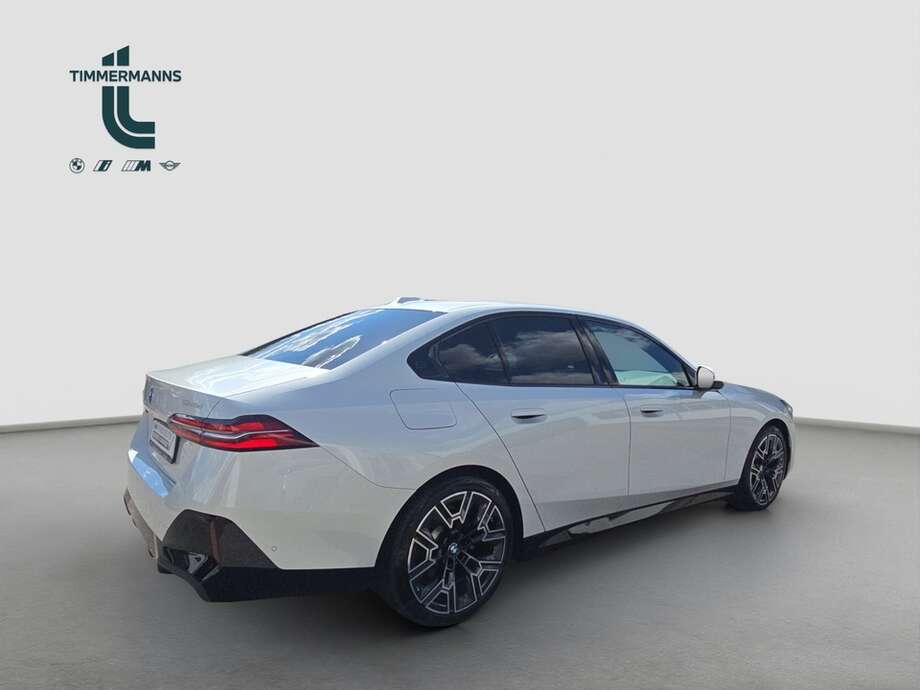 BMW 520 (Bild 6/21)