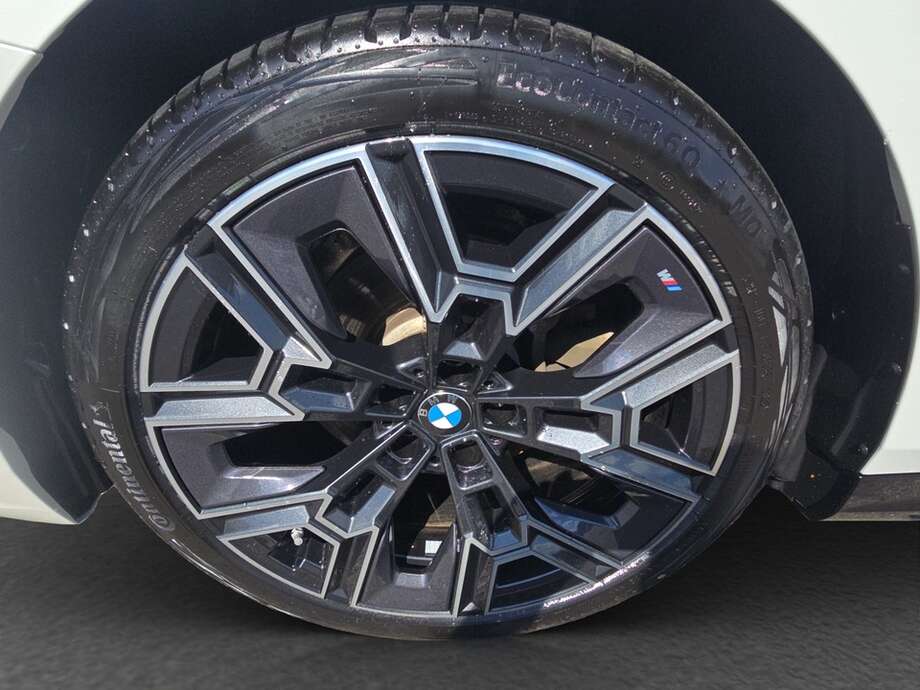 BMW 520 (Bild 10/21)
