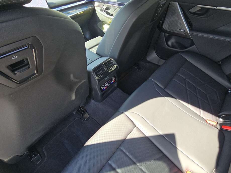 BMW 520 (Bild 17/21)