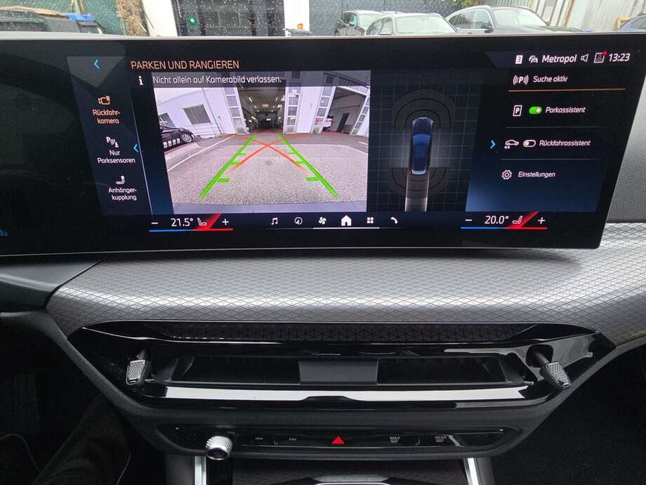 BMW 320 (Bild 18/18)