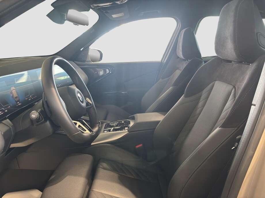 BMW X3 (Bild 8/13)
