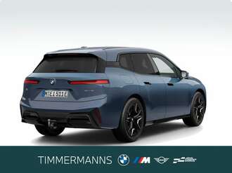 BMW iX (Bild 2/5)