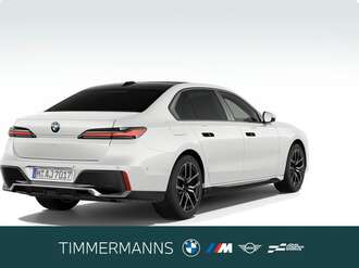 BMW 740 (Bild 2/5)