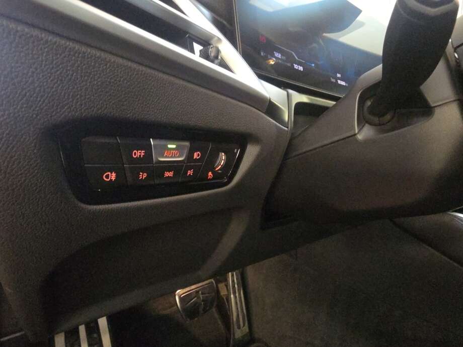 BMW M240i (Bild 17/18)