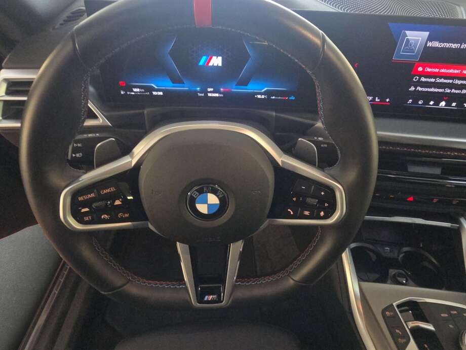BMW M240i (Bild 12/18)