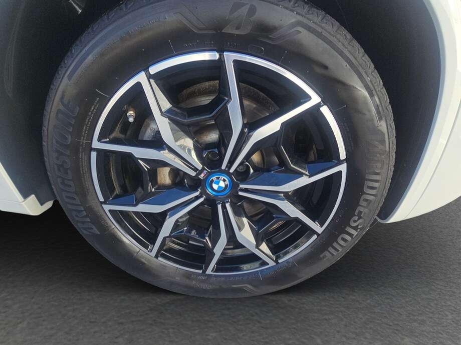 BMW X3 (Bild 9/19)