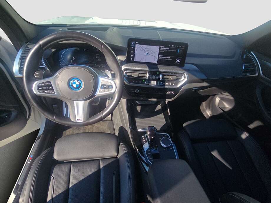 BMW X3 (Bild 13/19)