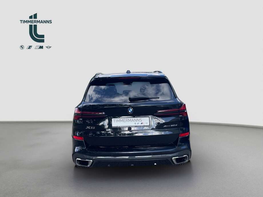 BMW X5 (Bild 4/14)