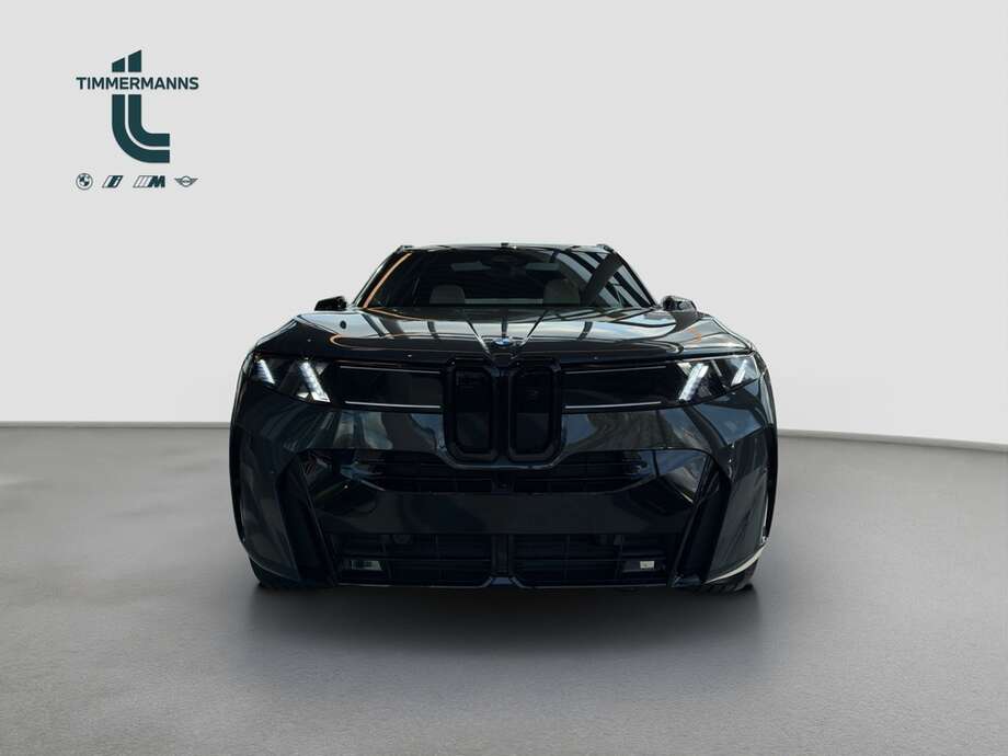 BMW X5 (Bild 8/17)