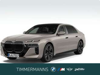 BMW 740 (Bild 1/5)