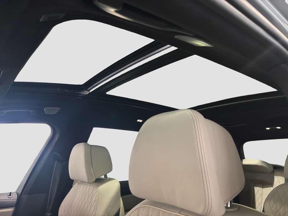 BMW X7 M60 (Bild 12/22)