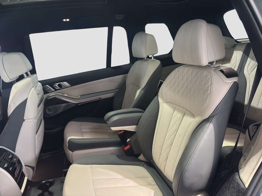 BMW X7 M60 (Bild 15/22)