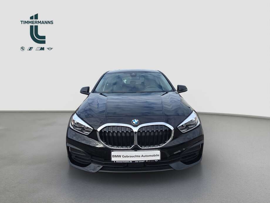 BMW 116 (Bild 9/19)