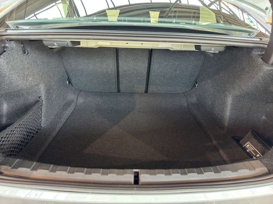 BMW 318 (Bild 15/23)