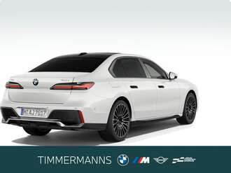 BMW 740 (Bild 2/5)