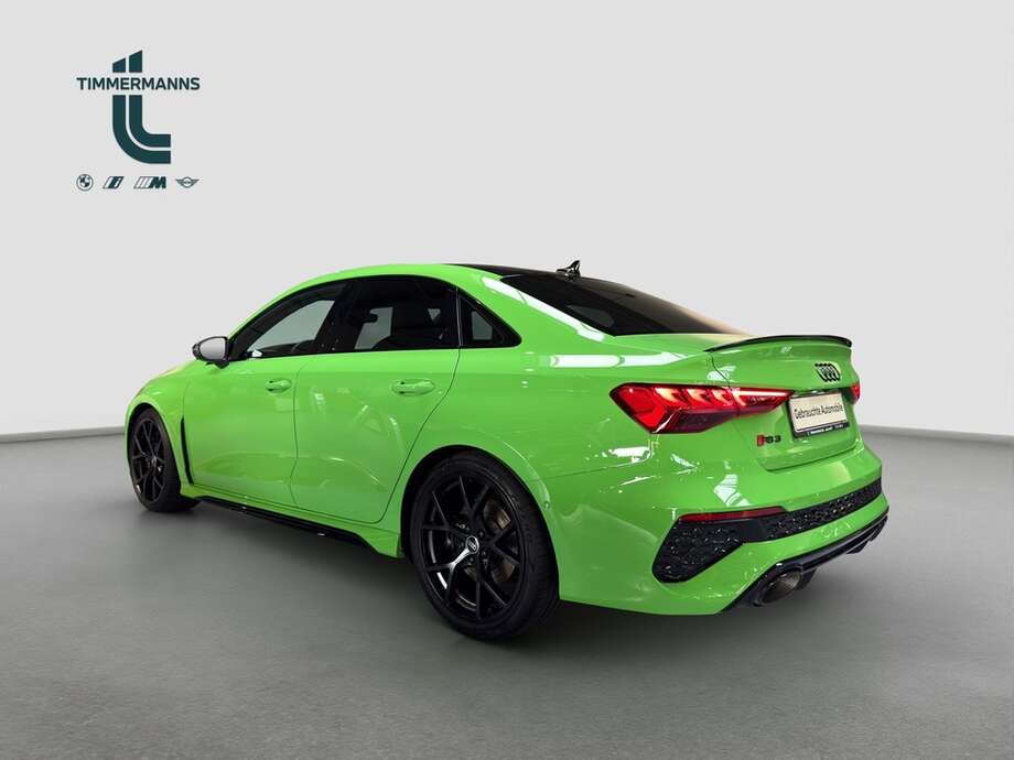 AUDI RS3 (Bild 3/17)