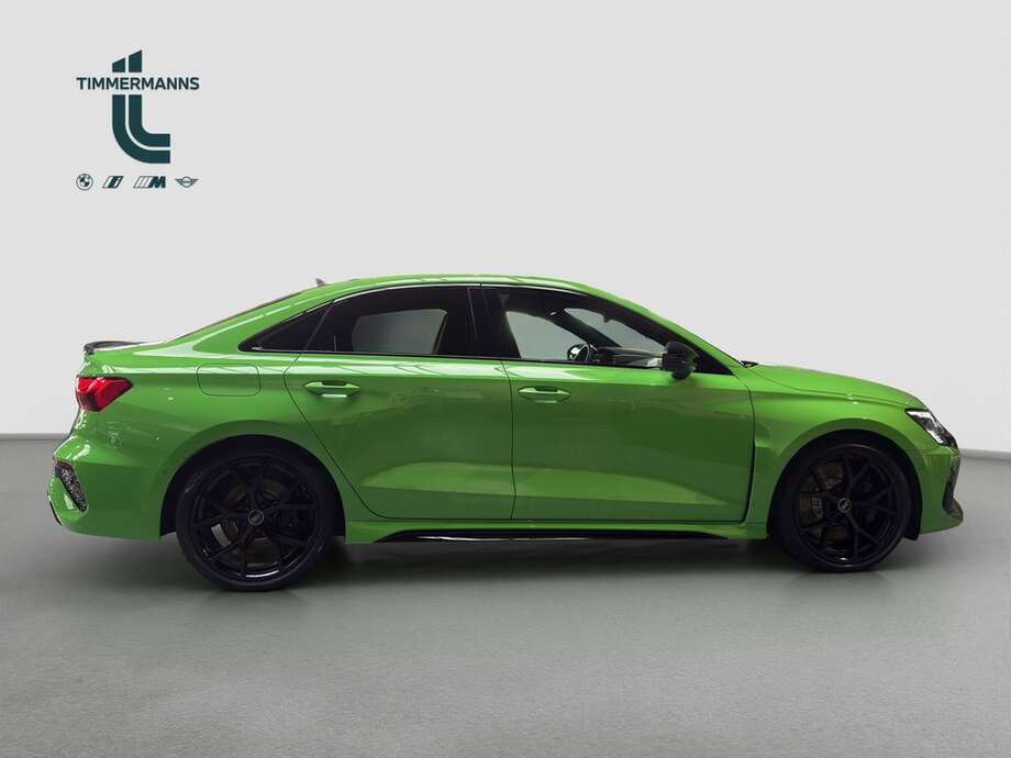 AUDI RS3 (Bild 6/17)