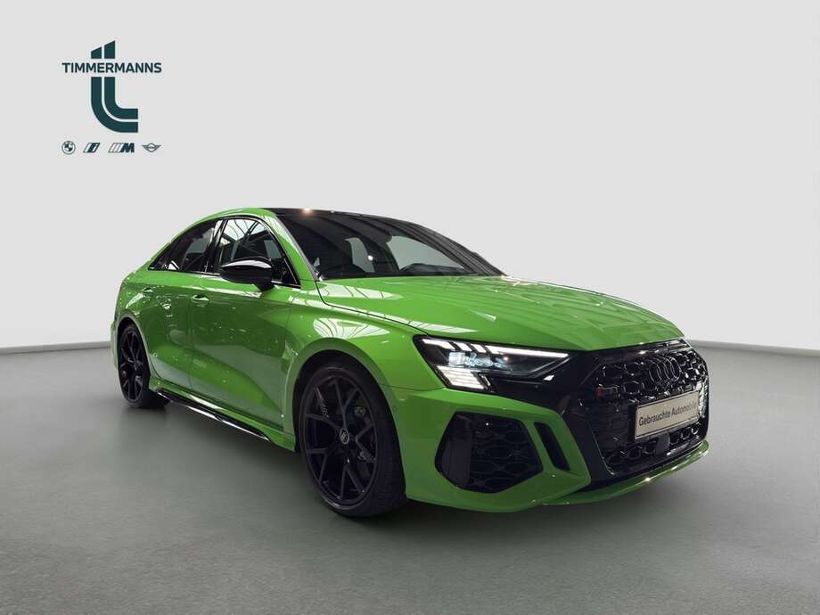 AUDI RS3 (Bild 7/17)
