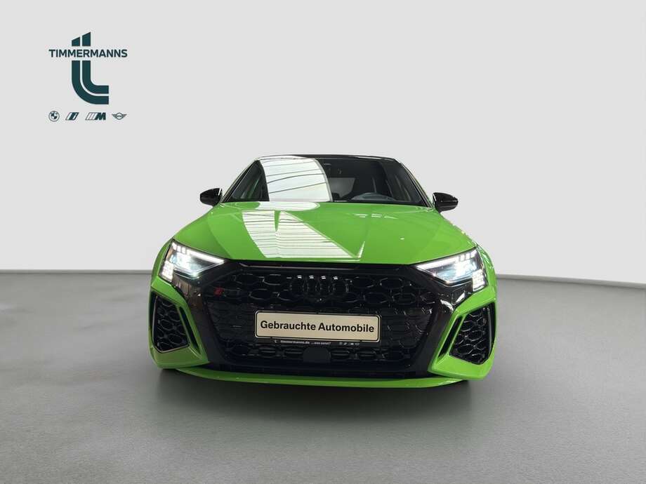 AUDI RS3 (Bild 8/17)